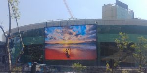 Large Outdoor Screen